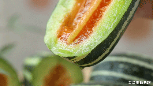 吃瓜需要去籽吗视频,轻松享受美味无渣体验