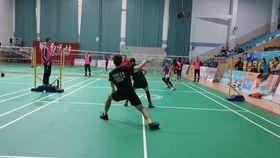 吃瓜群众的摔跤视频,吃瓜群众捕捉的惊险瞬间